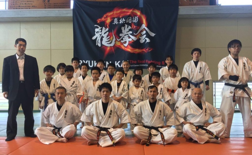 龍拳会 清武道場 集合写真